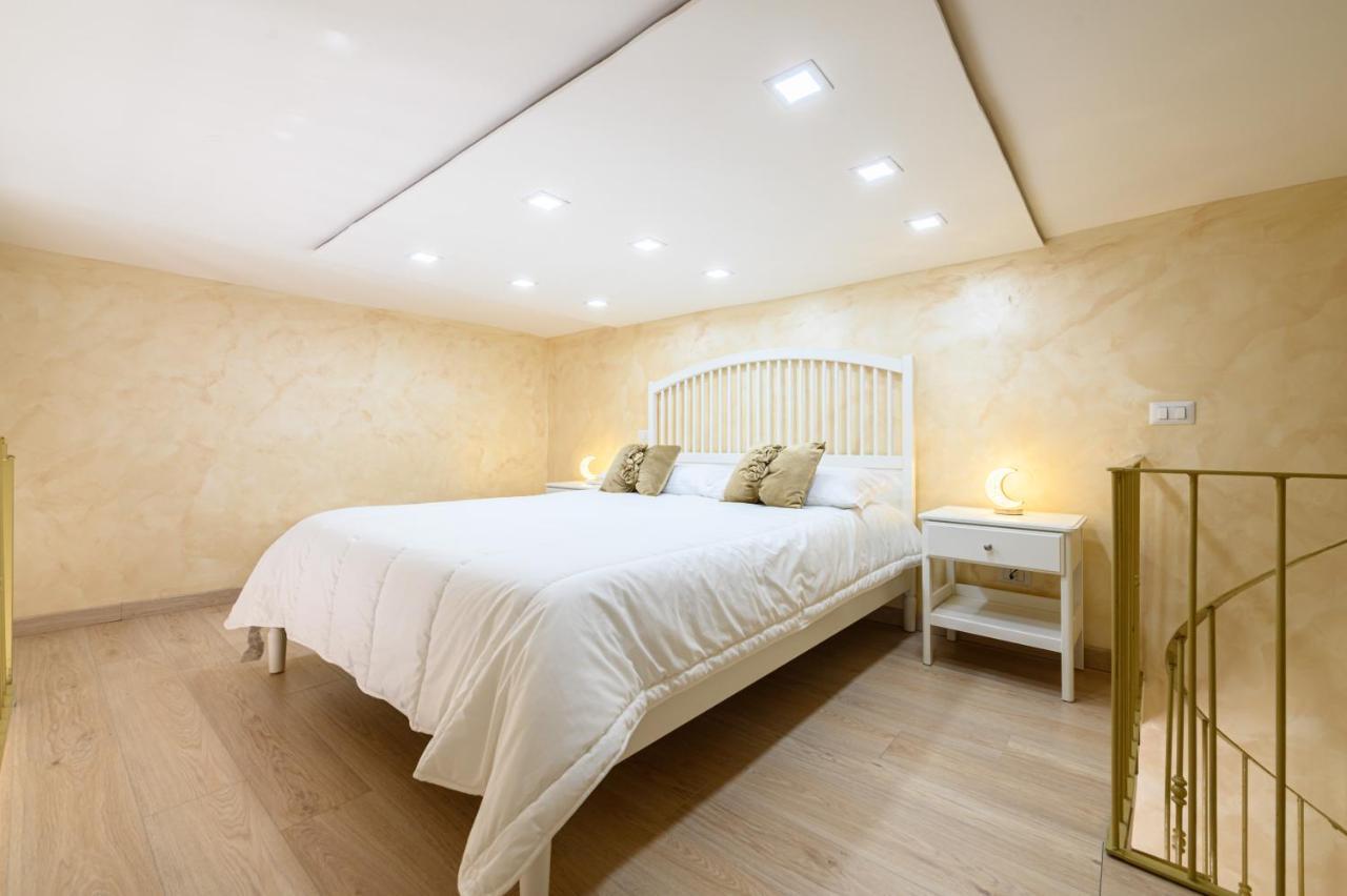 La Magnifica Napoli Apartments Gold House Exterior foto